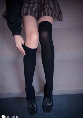 李彩谭妈妈的职业
