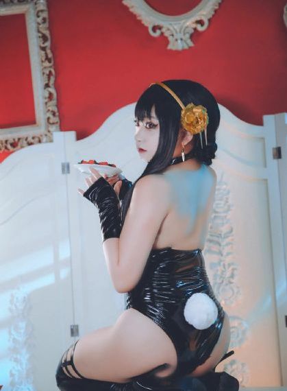 美女被操